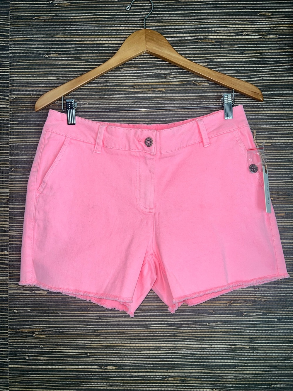 Adorable Land n Sea Hot Pink Shorts in Size 8 Raw Hem NWT